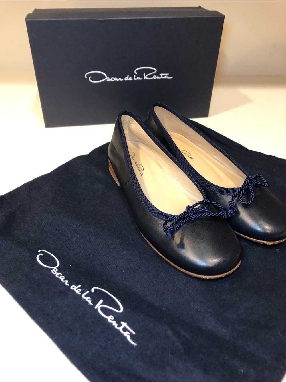 Oscar de la Renta Girl’s Navy Leather Sabrina Ballet Flats 1.5